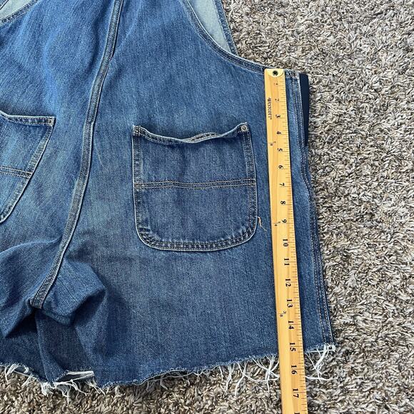 Old Navy Maternity Overalls Size XL Blue Jean Denim Shortalls Cut Offs Casual - Picture 8 of 9